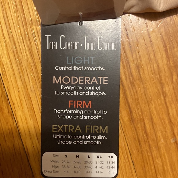 NWT tummy tux extra firm control hi waist brief shapeware - Picture 5 of 7